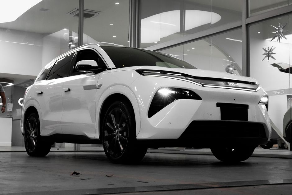 BYD'nin Yeni Amiral Gemisi SUV'u İlk Günde 12.000'den Fazla Sipariş Aldı
