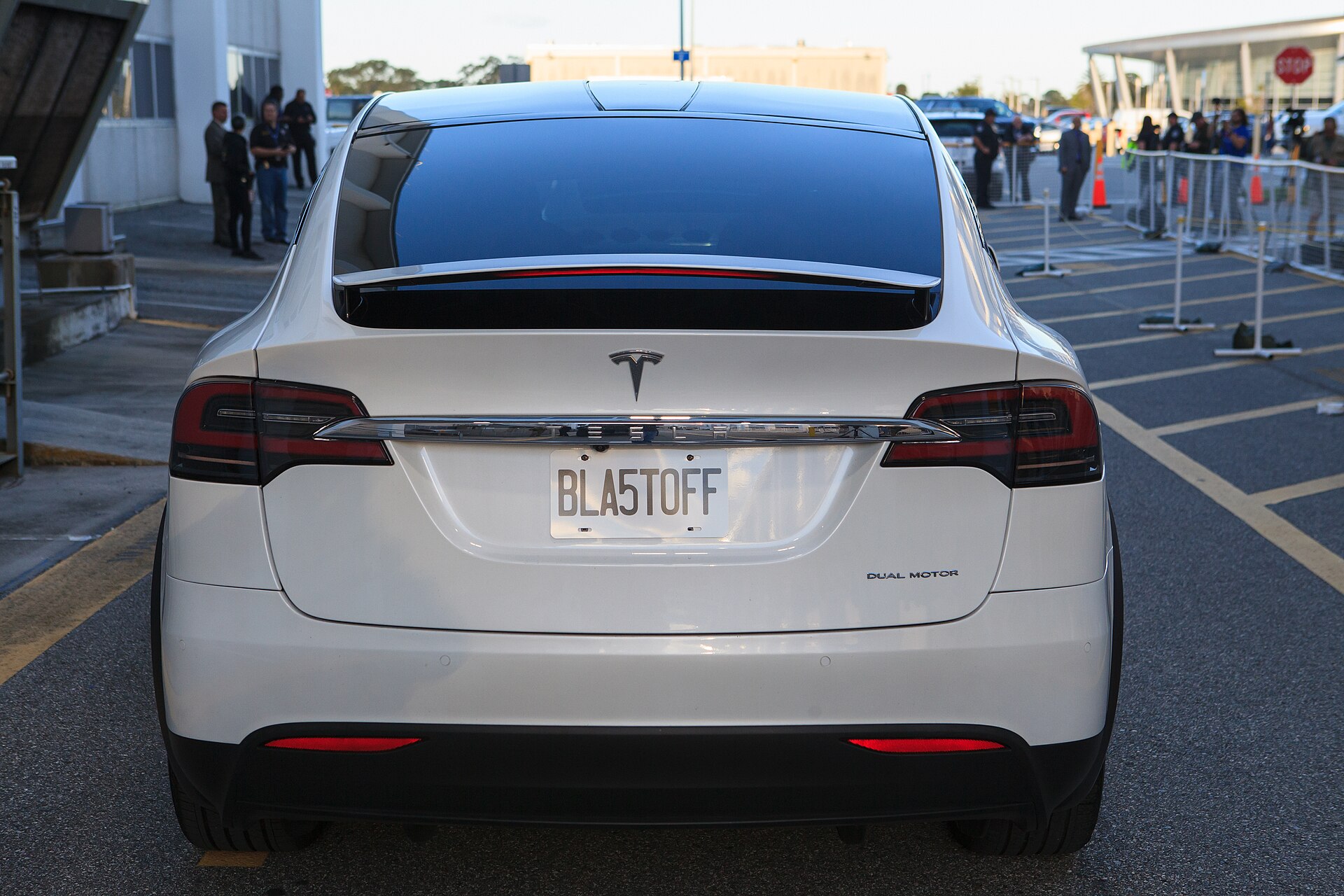 HSBC, Tesla Teslimatları Beklentiyi Aşınca Fiyat Hedefini Yükseltti