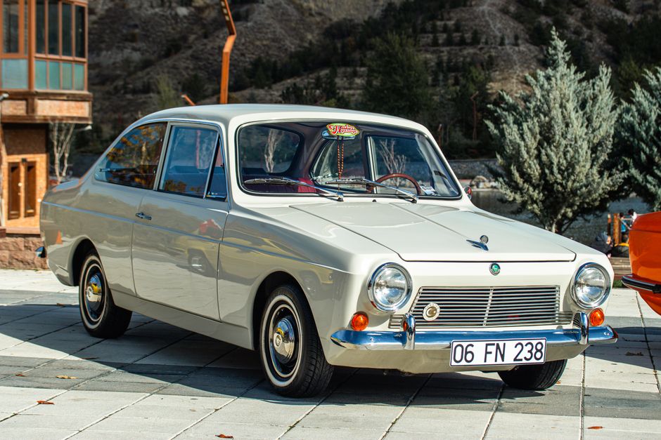 Why Keeping Your Old Car Might Be Greener Than Buying New