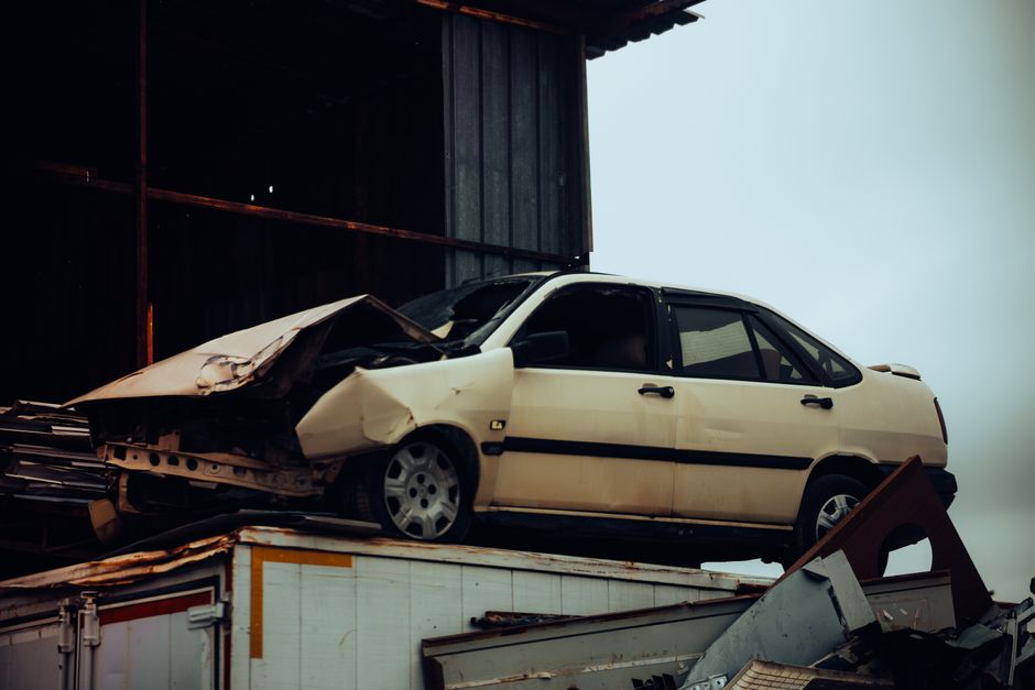 Why Ontario Fleets Are Rethinking Total-Loss Decisions in a High-Salvage Market
