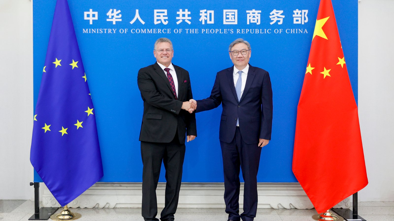 China and EU Reach Hybrid Vehicle Trade Understanding as Brussels Signals Export Cuts