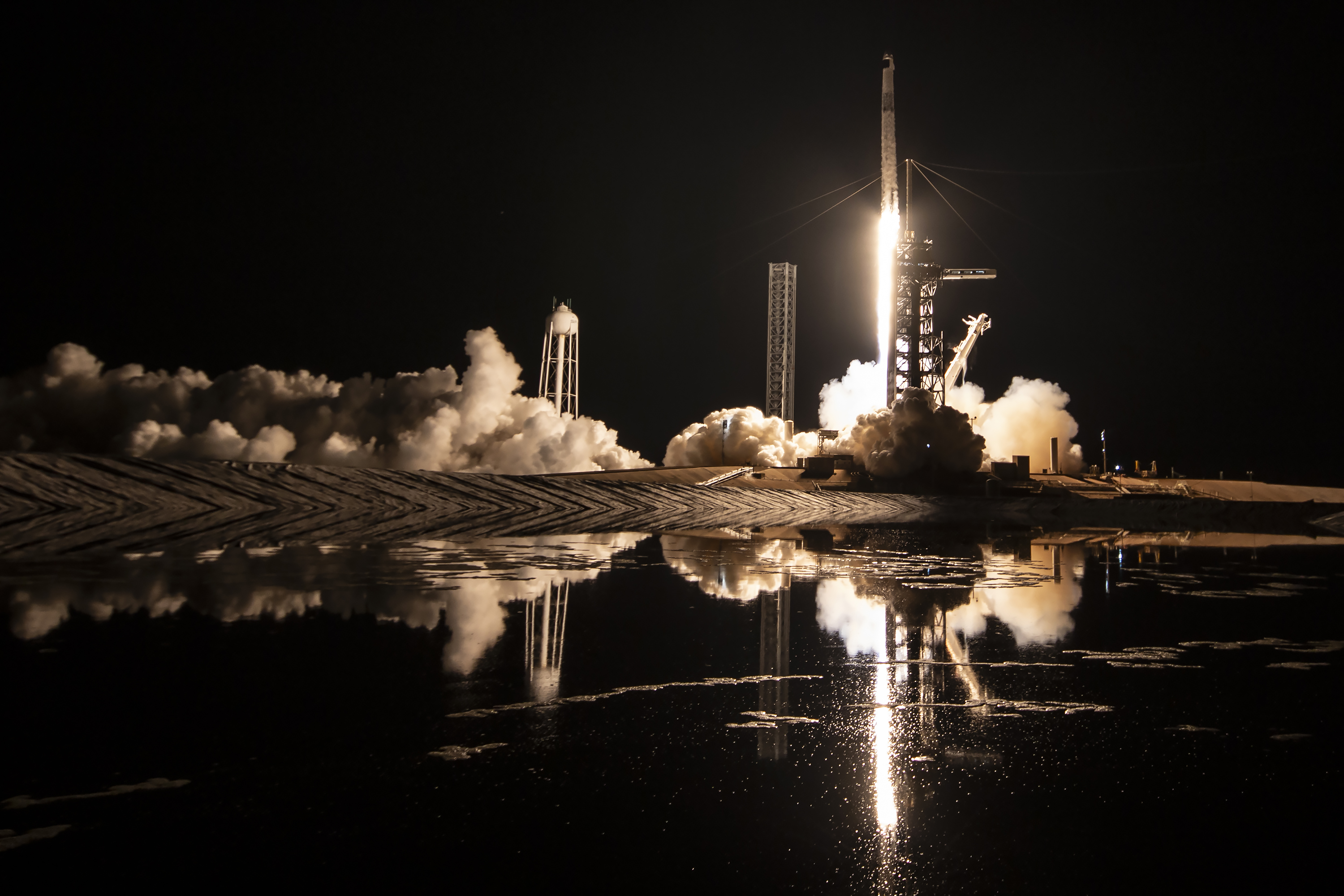 Musk'tan Ukrayna'nın Starlink Hız Sınırına Yanıt: 'Starshield Washington'ın Kontrolünde'