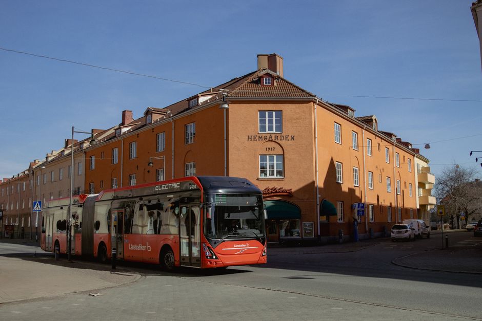 Liverpool City Region Orders 30 Alexander Dennis Enviro100EV Electric Midibuses