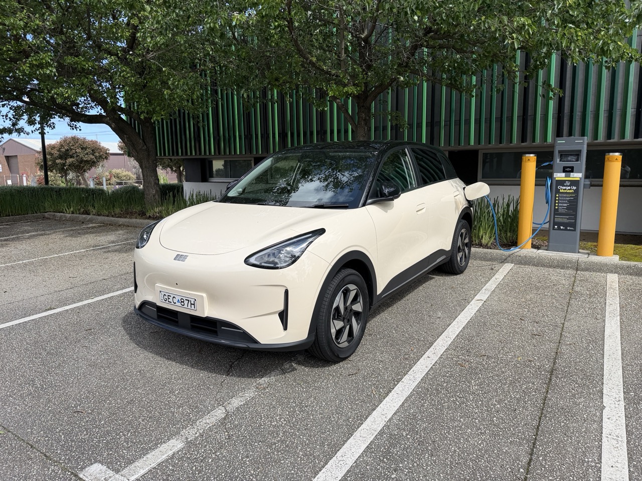 Geely EX2 vs MG4 Urban: Two Affordable Electric Hatchbacks Compared