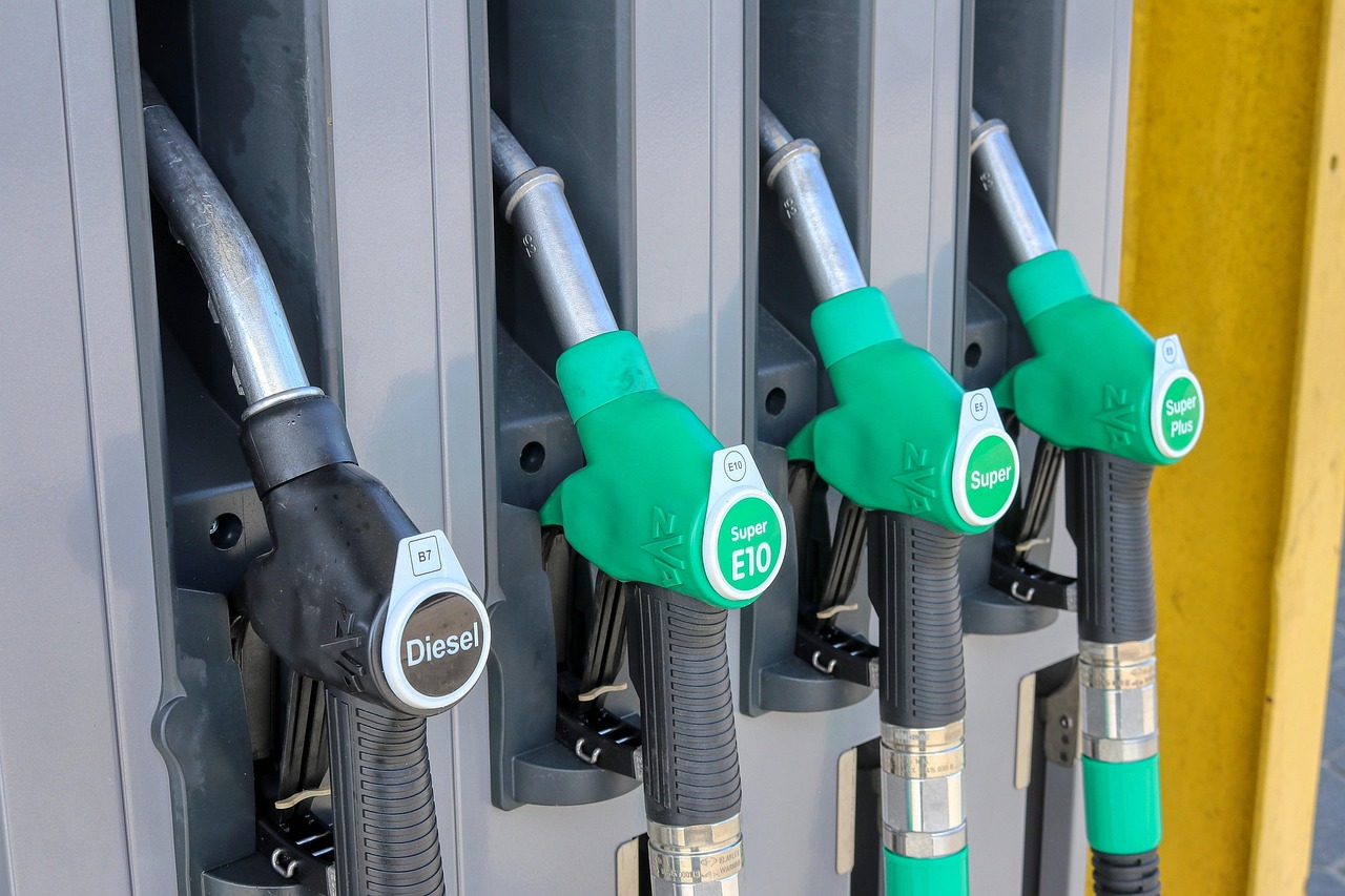 Ford's Diesel Lineup Gains Renewable Diesel Compatibility