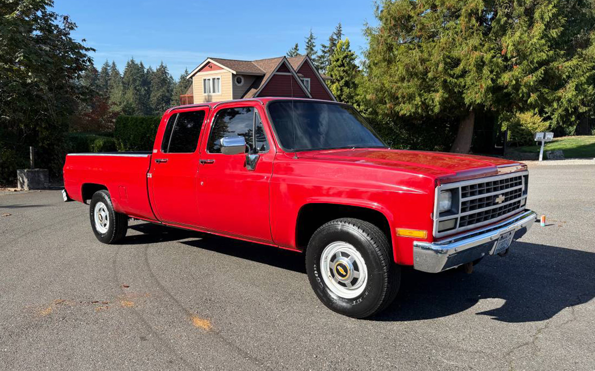 Restore Edilmemiş 1989 Chevrolet R2500 Cheyenne Crew Cab: 37 Yıllık Bir Survivor