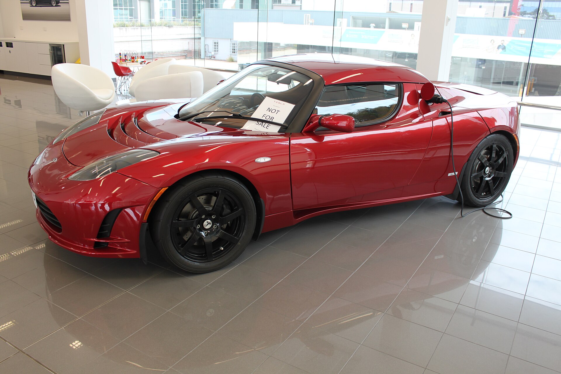 Tesla Revives $50,000 Roadster Deposits Weeks Before Its Big Reveal