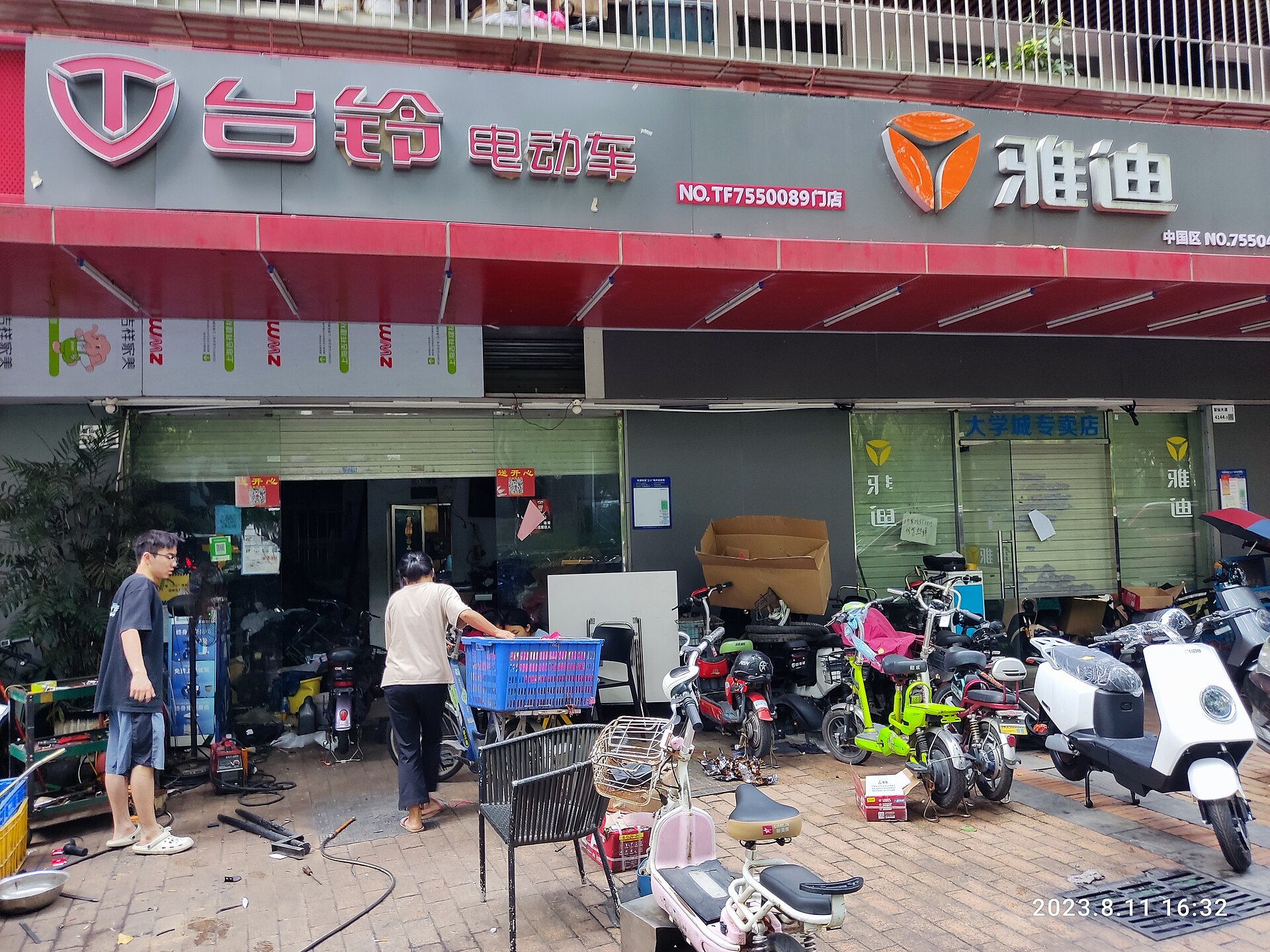 Yadea Ready to Roll Out M6 Electric Moped Overseas Before Chinese New Year