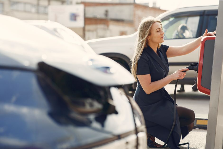 California Rideshare Drivers Can Now Get Big EV Rebates