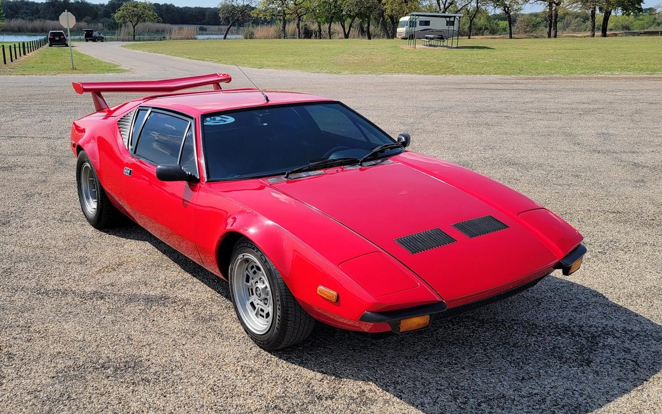 403ci'ye Büyütüldü: 500 HP'lik De Tomaso Pantera GTS Açık Artırmaya Çıkıyor