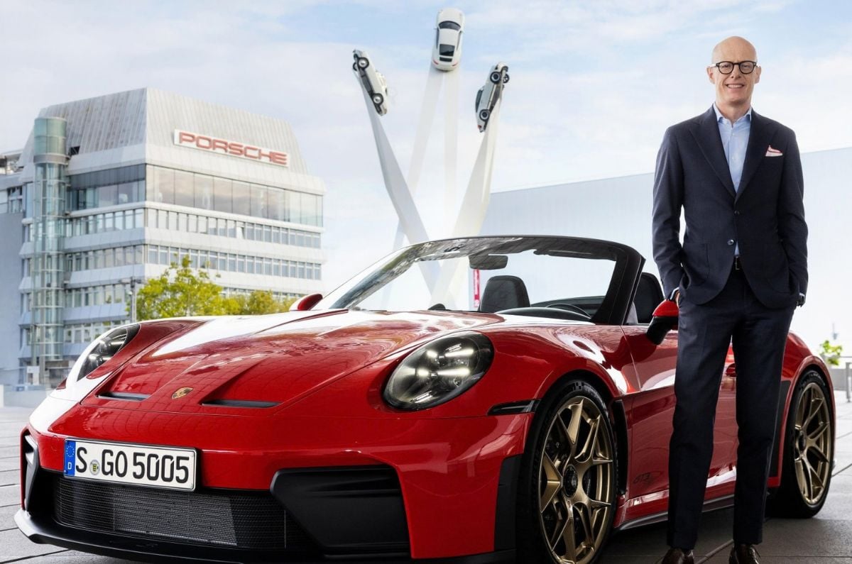 Porsche'den 911'in Üstünde Yeni Amiral Gemisi Supercar ve Macan Boyutunda Benzinli SUV Planı