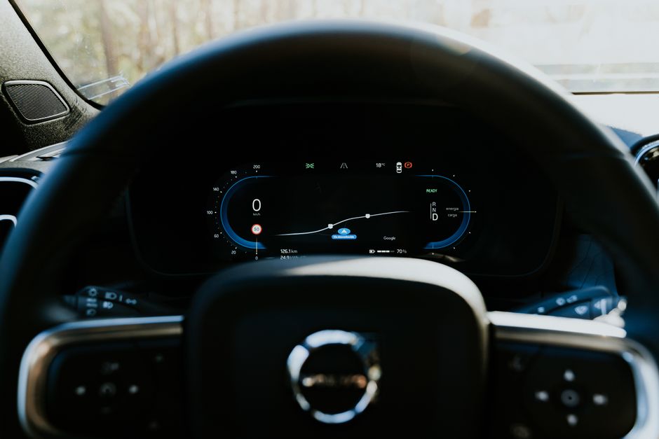 Volvo 40 Serisi: Daha Fazla Menzil ve Google Gemini Yapay Zekası