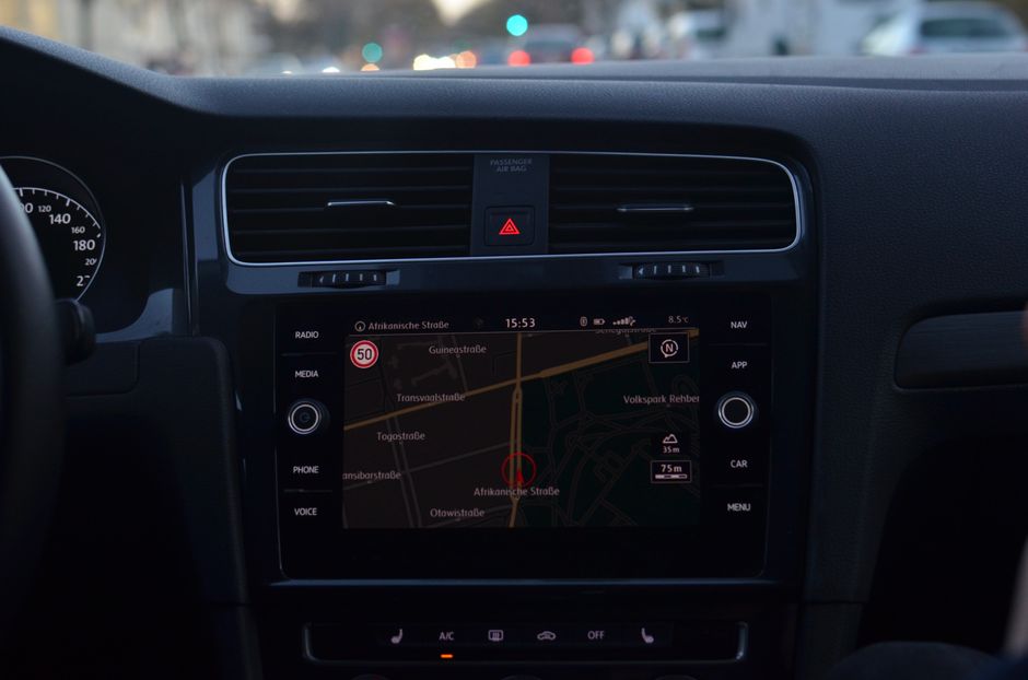 Huawei reicht Patent für OTA-Upgrade-Methode mit Fokus auf sichereres Fahren ein