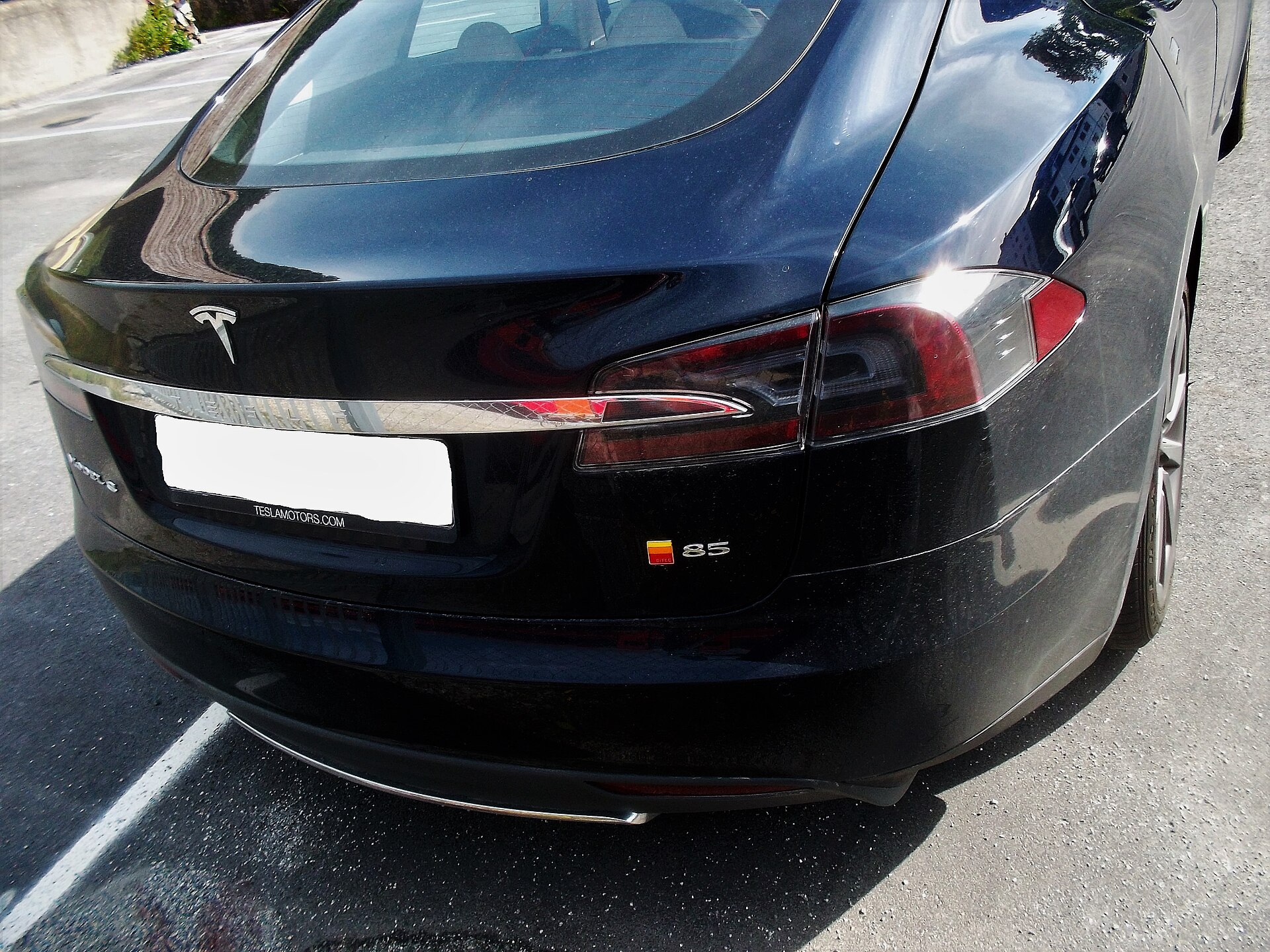 Tesla, Norveç, Avustralya ve Yeni Zelanda'da Model 3 Fiyatlarını Düşürdü