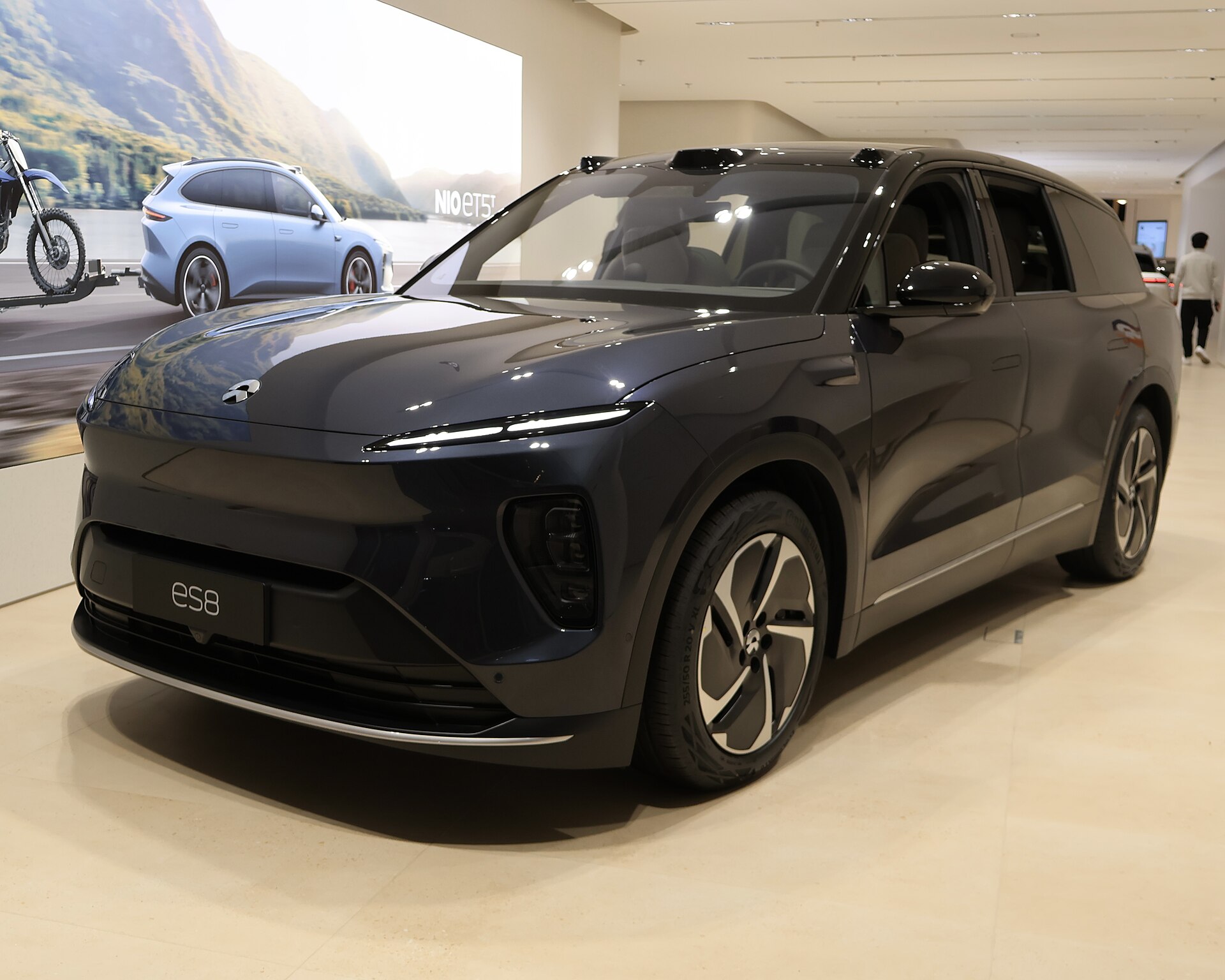 Nio Expands ES8 Lineup With New Wheel and Brake Package