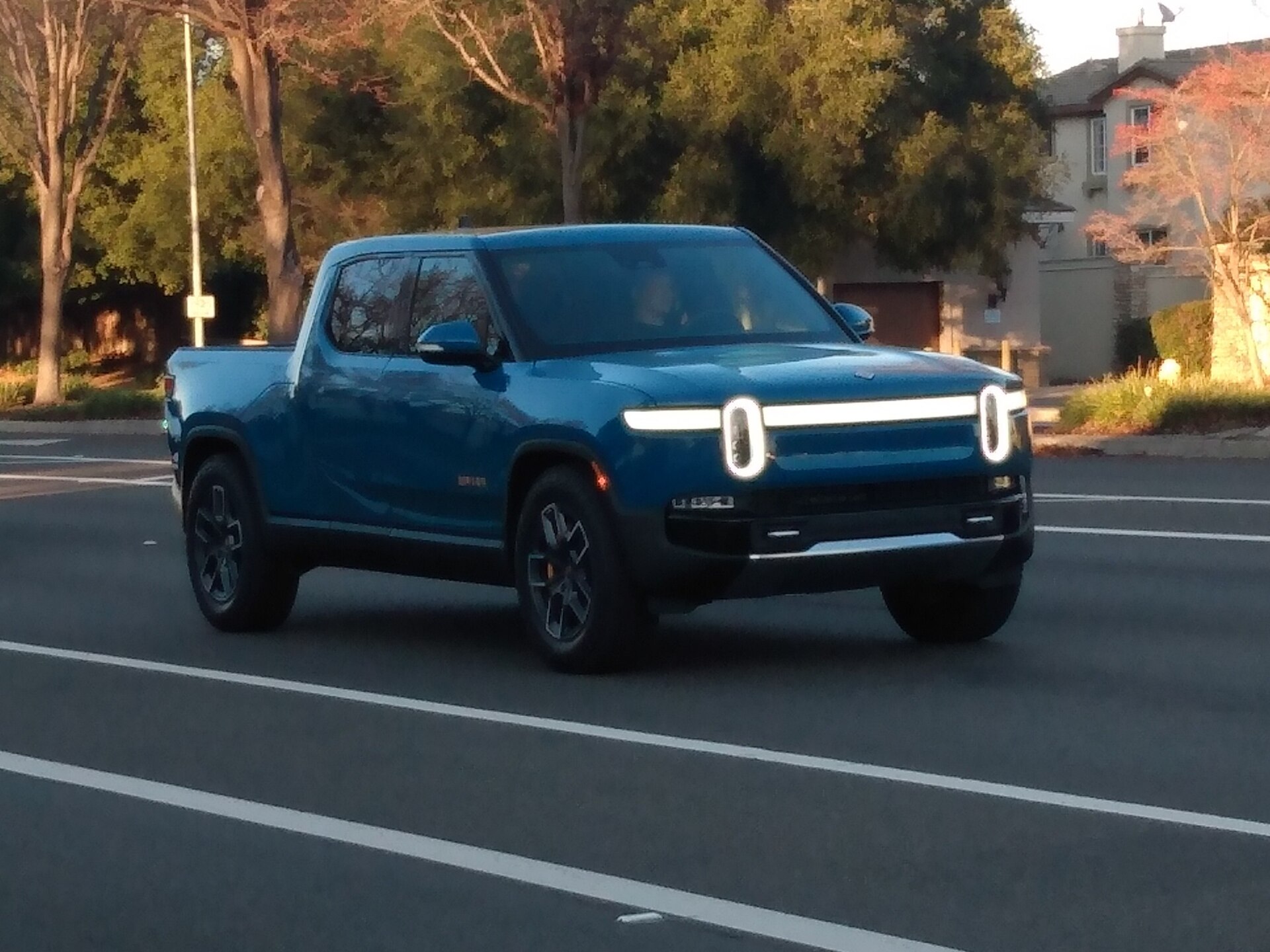 A Dad, Two Kids and a Camper: How a Rivian R1T Handled 1,500 Miles Without a Single Unhitch