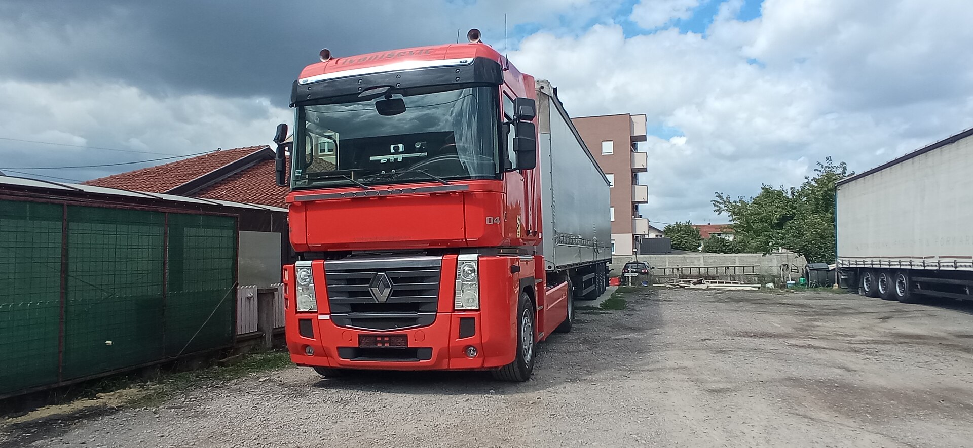 Renault Trucks stellt auf der IAA die Elektro-Sattelzugmaschine E-Tech T 780 mit 660 km Reichweite vor
