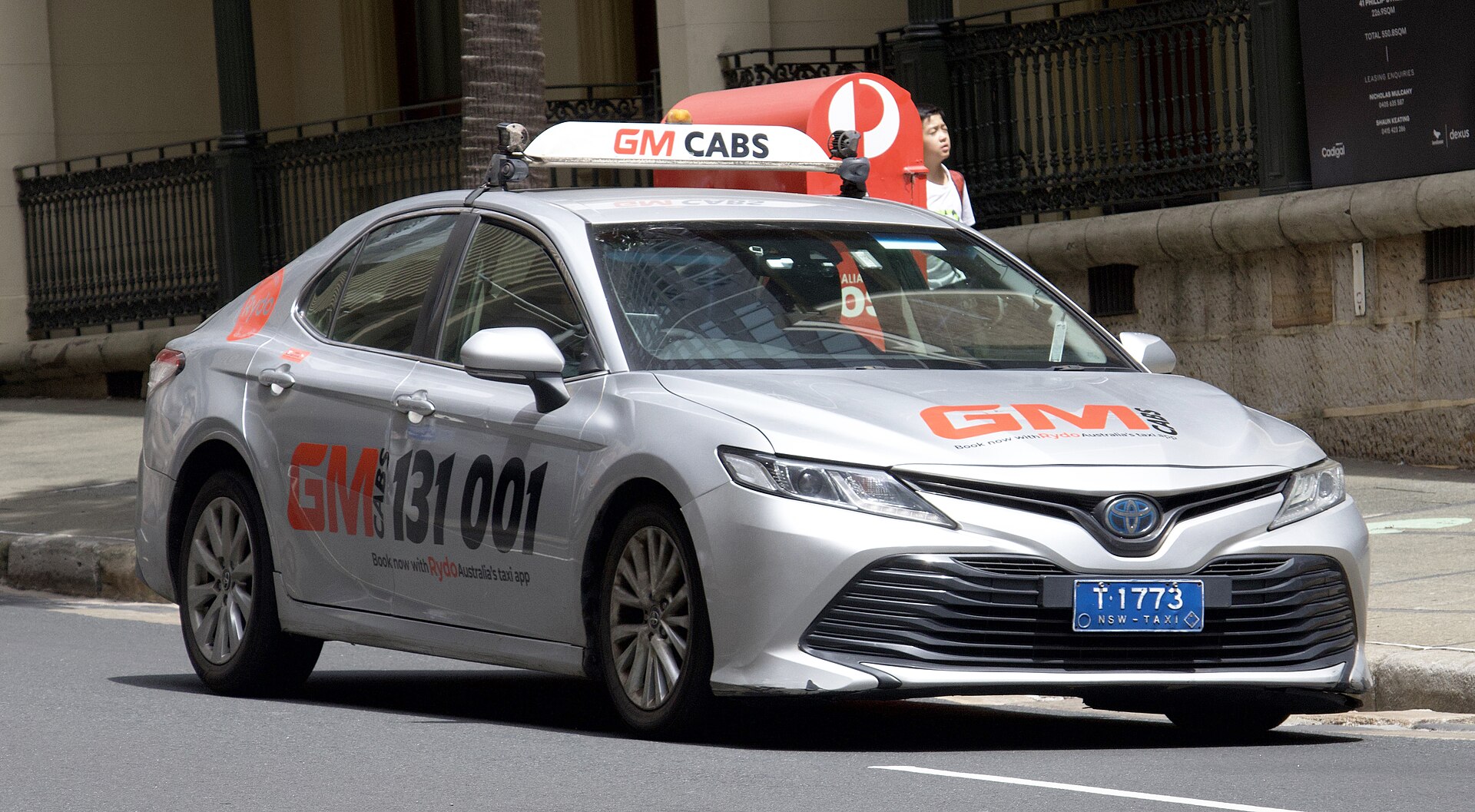 Hibrit Ağırlıklı Toyota, GM'in ABD Satış Liderliğini Zorluyor