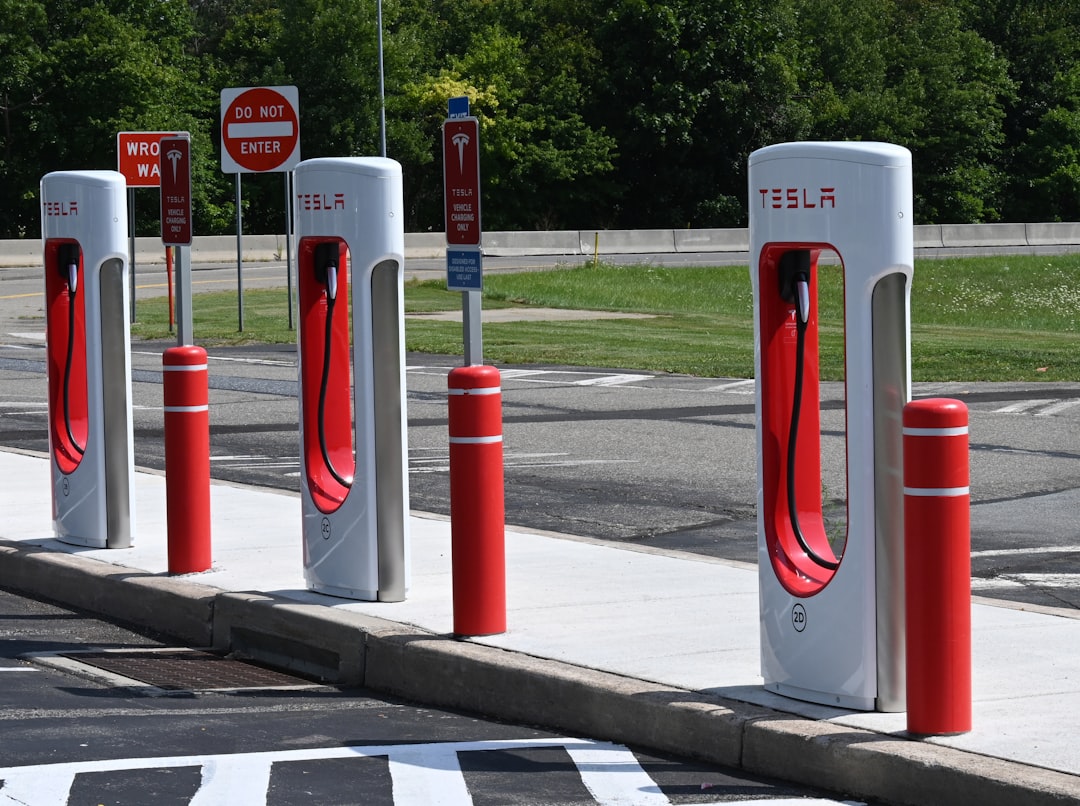Ontario Havalimanı'na elektrikli yer ekipmanı için 5,5 milyon dolar