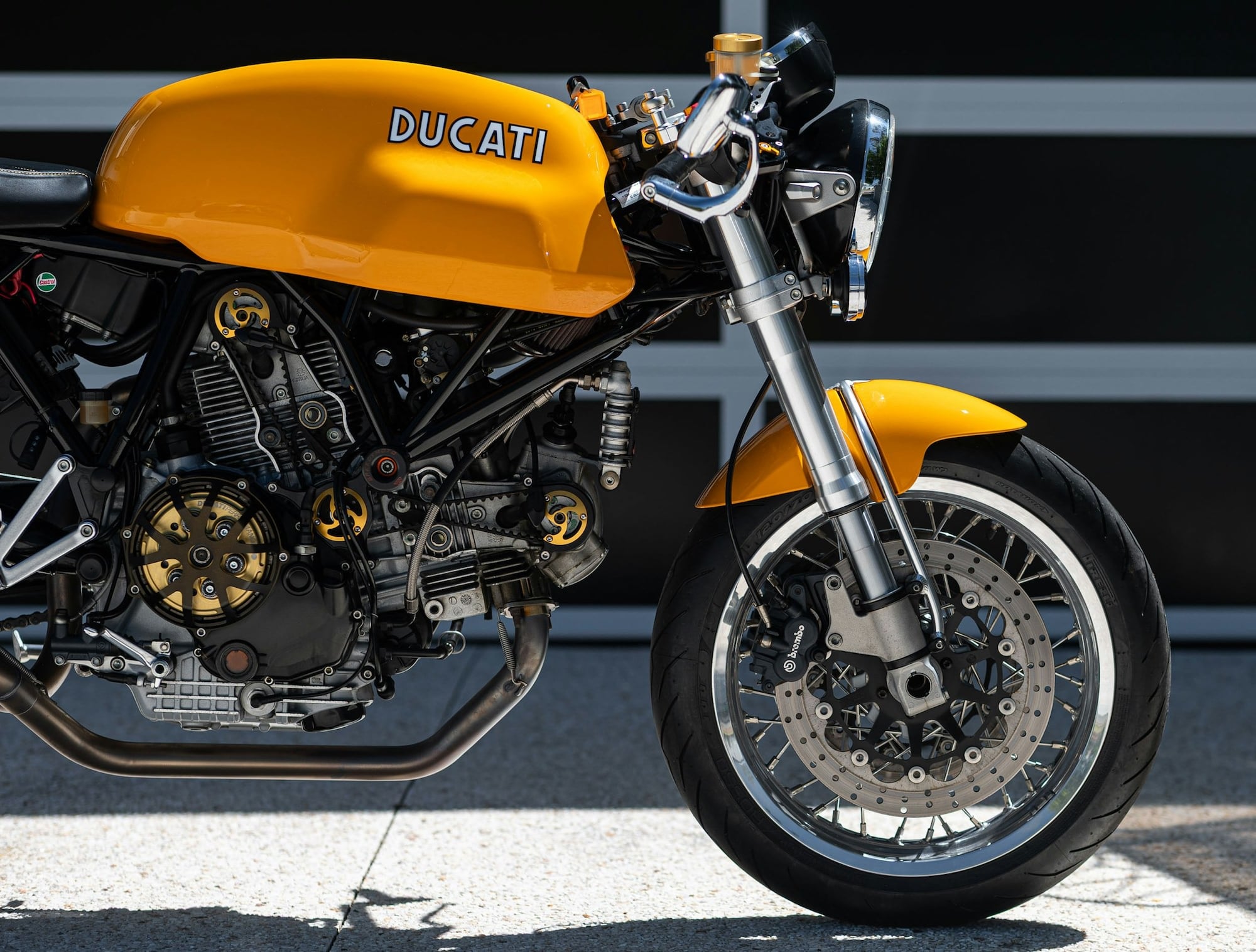 Ducati Sport Classic 1000 Monoposto, Özenli Dokunuşlarla Satışta