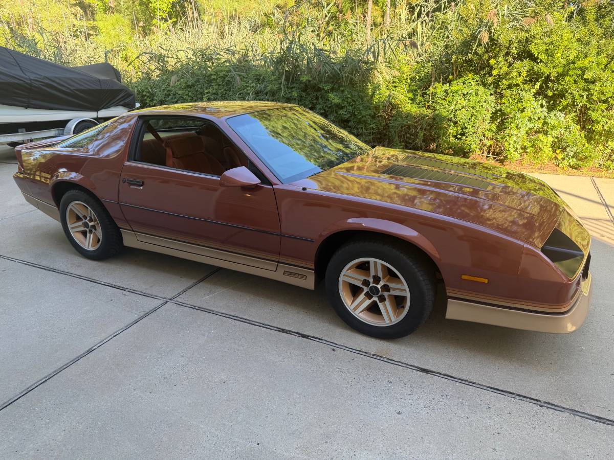 17.000 Mil İddiasıyla Satışta: 1985 Chevrolet Camaro Z28