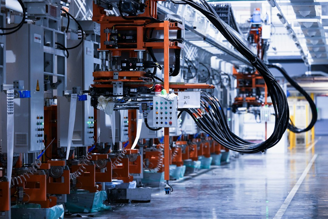 CATL Aligns With BYD on 2027 Solid-State Battery Pilot Goal