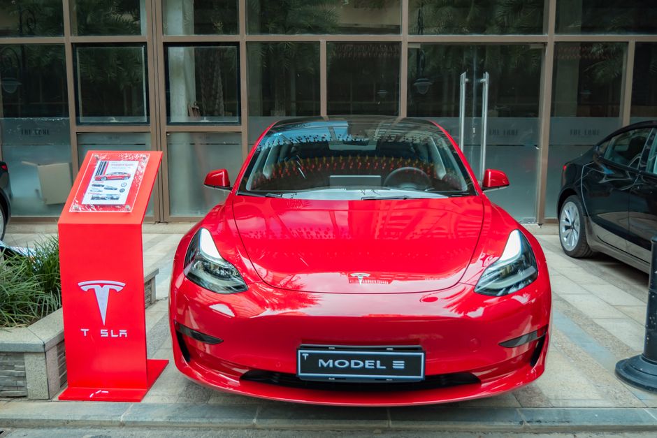 Tesla, Yeni Nesil Roadster için 1 Ekim Tarihini Verdi