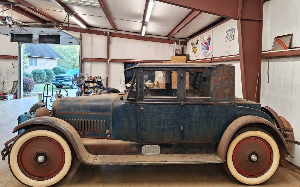 A 1924 Nash Victoria That One Family Kept for Fifty Years Hits the Market