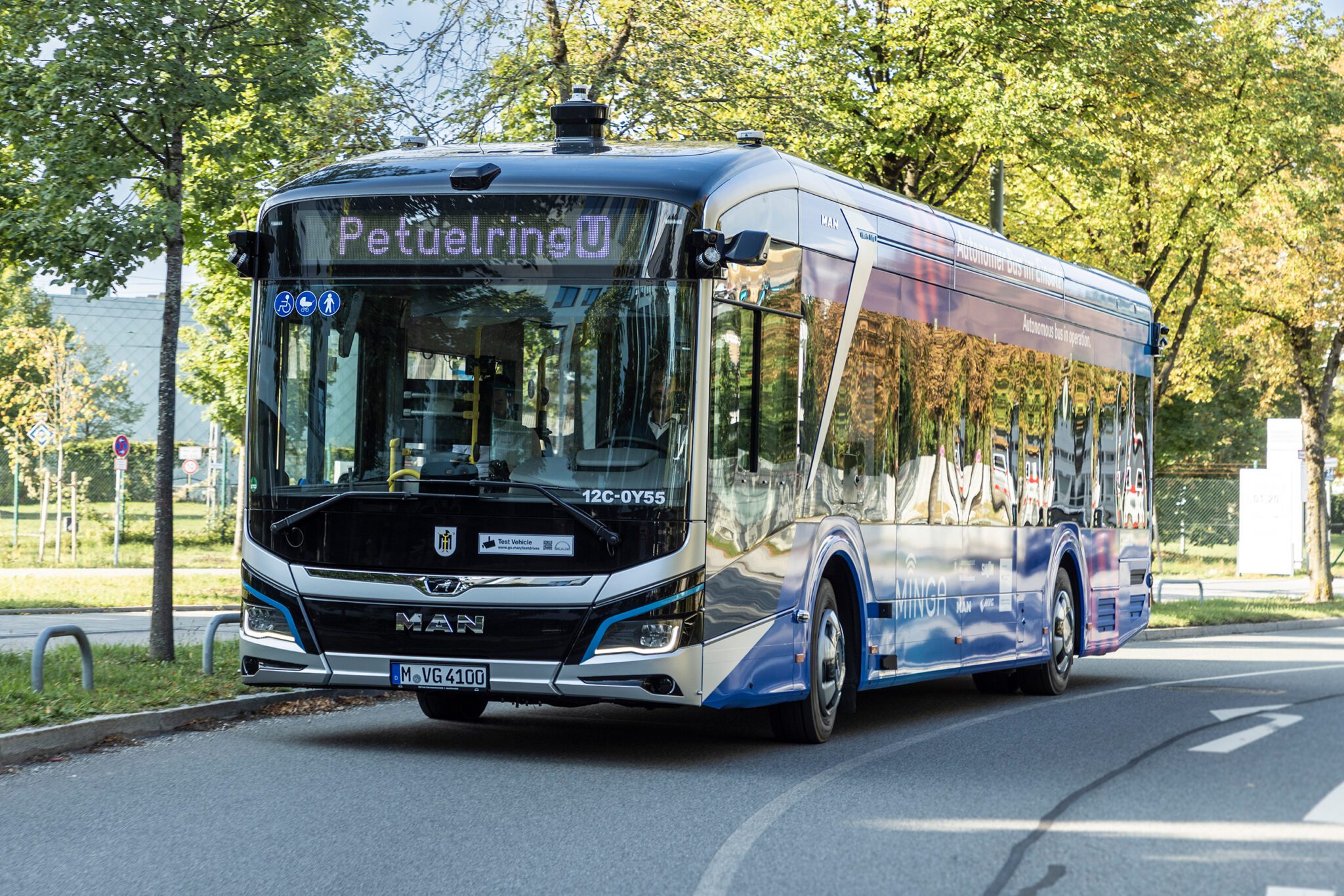MAN Puts Automated Electric Bus to Work on Munich's Route 178