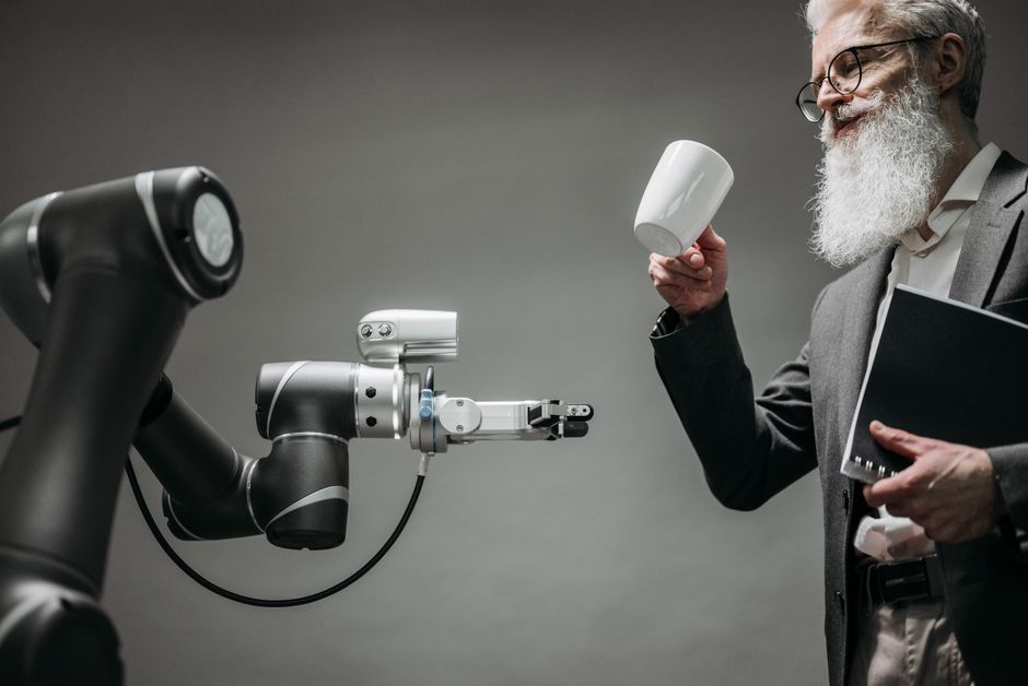 Li Auto Brings in World-Model Specialist to Advance Robot AI