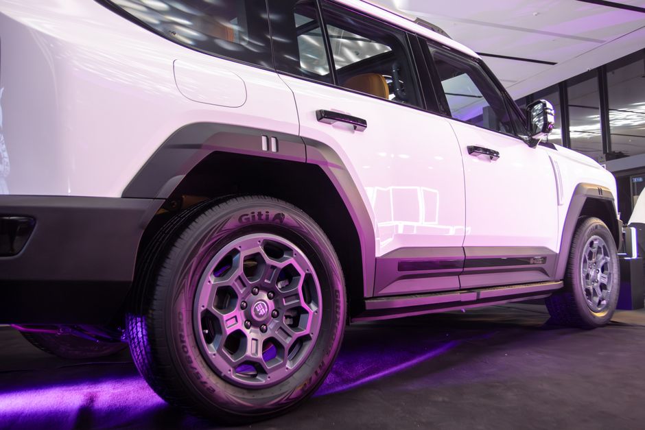 BYD's Denza N8L Goes Fully Electric With a 960-km Range Claim