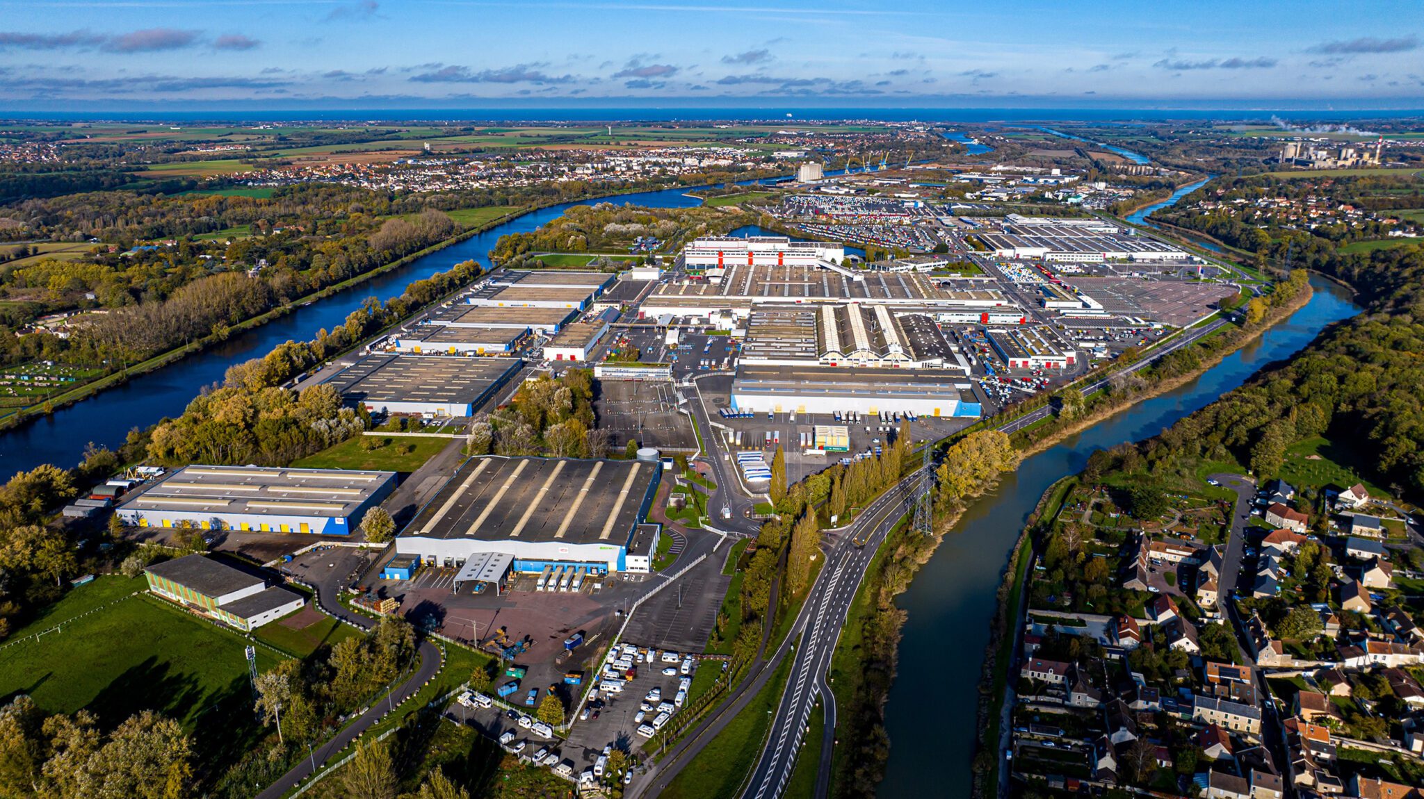 Renault Trucks'ın Normandiya Fabrikası 70 Yaşında: Dizel ve Elektrikli Kamyonlar Aynı Hatta
