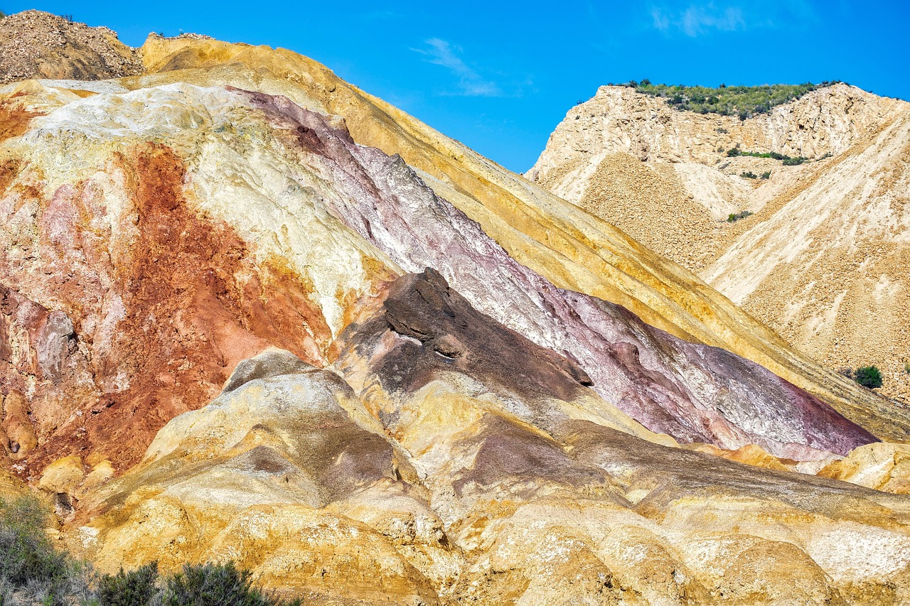Utah-Mined Terbium Oxide Wins Approval from Major Japanese Magnet Maker