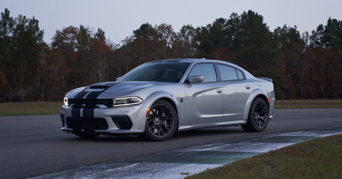 Dodge Charger Reportedly Bringing Back the Supercharged Hellcat V8 for 2028
