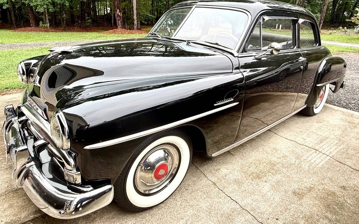 1951 Plymouth Cranbrook Club Coupe: Restorasyonlu Nadir Bir Klasik