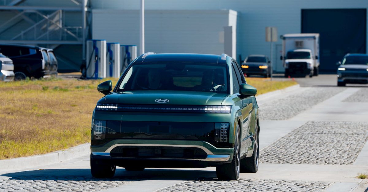 Hyundai, 2027 Modelleri Yoldayken IONIQ 5 ve IONIQ 9'da 7.000 Dolara Varan İndirim Yapıyor