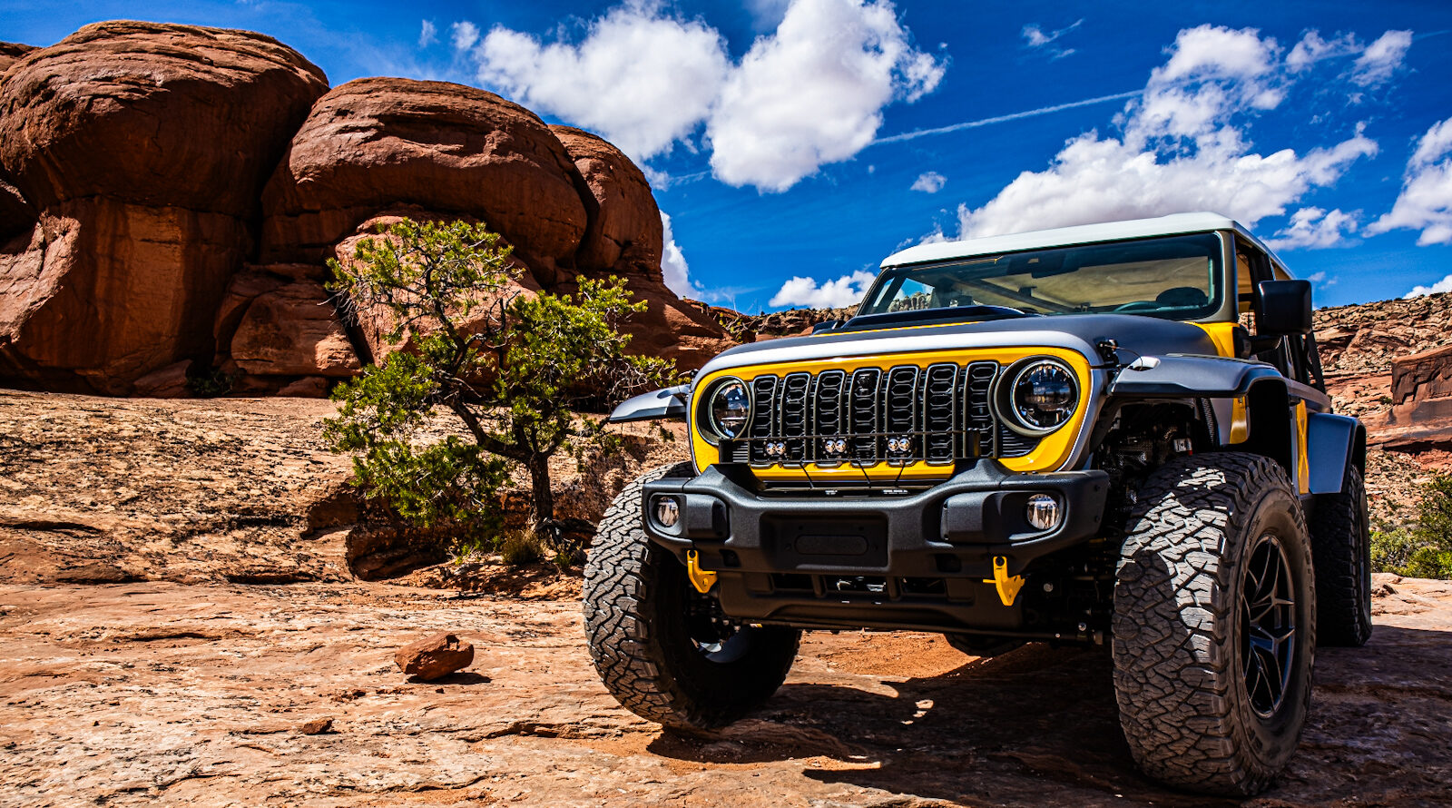 The Jeep Recon Doesn't Need a Bladder-Busting Range Test to Prove Its Worth