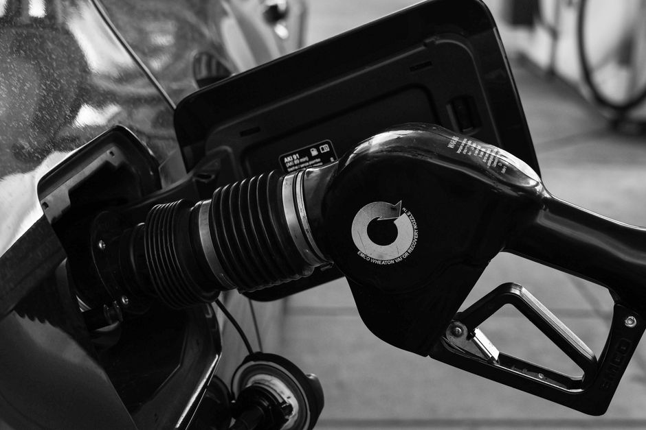 Otomobillerde Biyoyakıt: Avrupa'nın Yeşil Hedefi Neden Tıkanıyor?