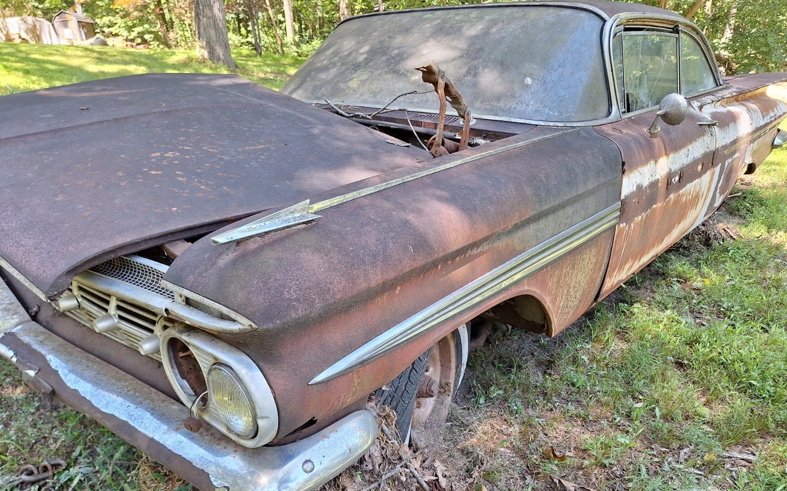 Field-Find 1959 Chevrolet Impala Bubbletop Seeks a Restorer